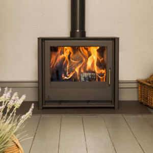 Aarrow i600 slimline freestanding stoves from fire by design in dorset